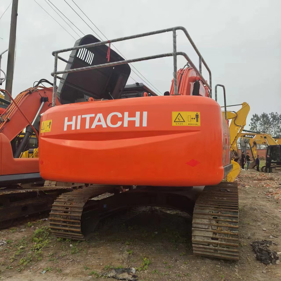 HITACHI ZX240 - Pásové rýpadlo: obrázok 4 HITACHI ZX240 - Pásové rýpadlo: obrázok 4