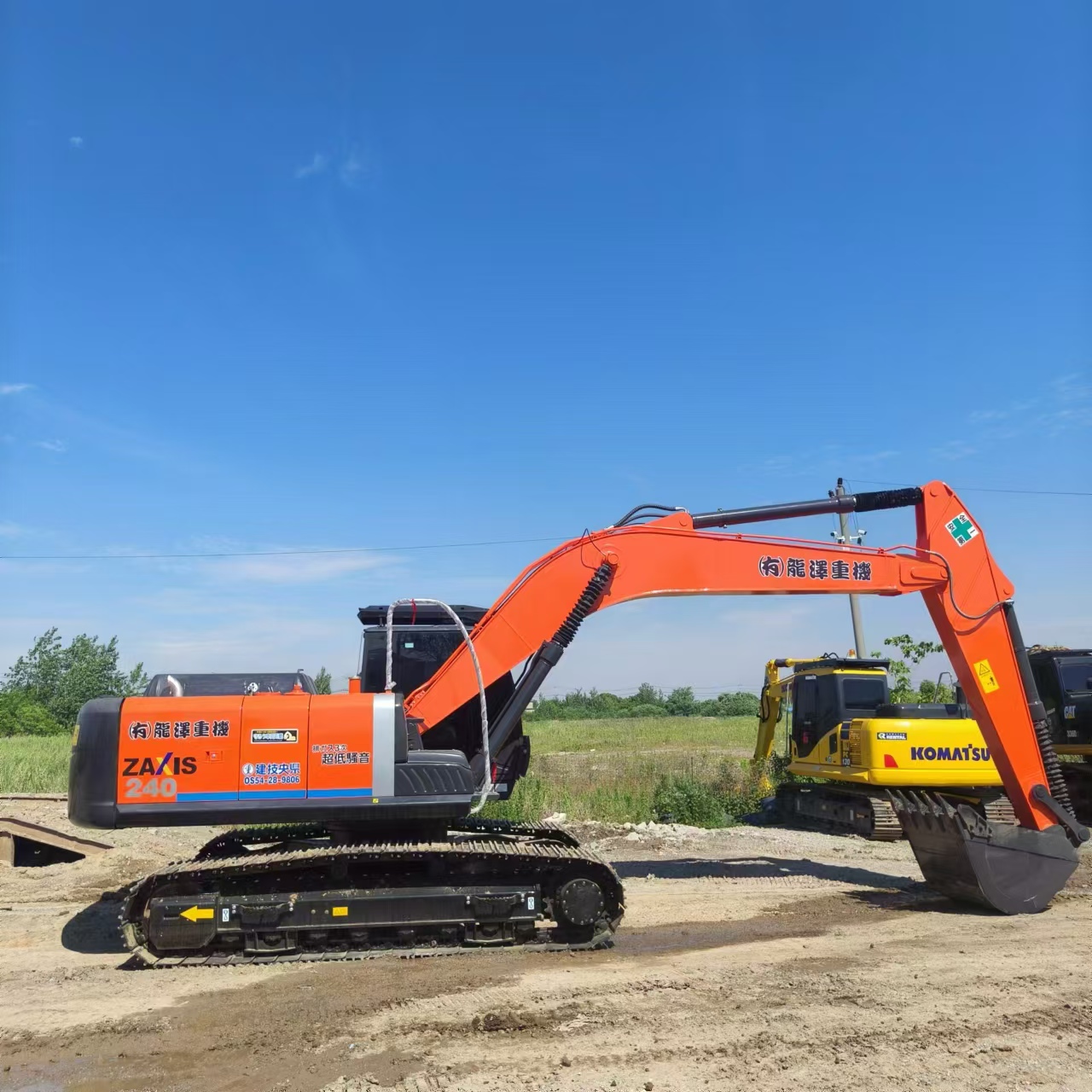 HITACHI ZX240 - Pásové rýpadlo: obrázok 2 HITACHI ZX240 - Pásové rýpadlo: obrázok 2