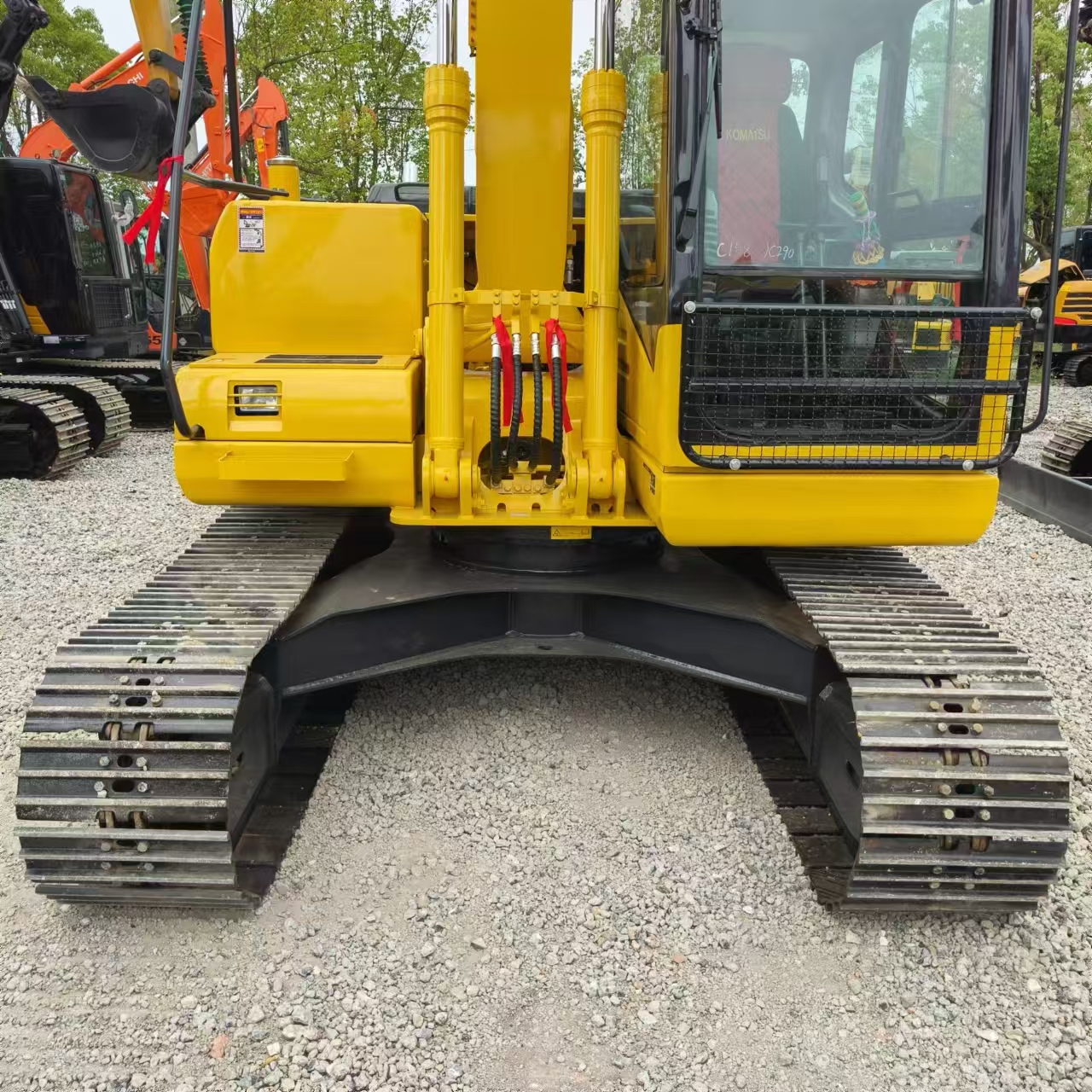 KOMATSU PC110 - Pásové rýpadlo: obrázok 5 KOMATSU PC110 - Pásové rýpadlo: obrázok 5