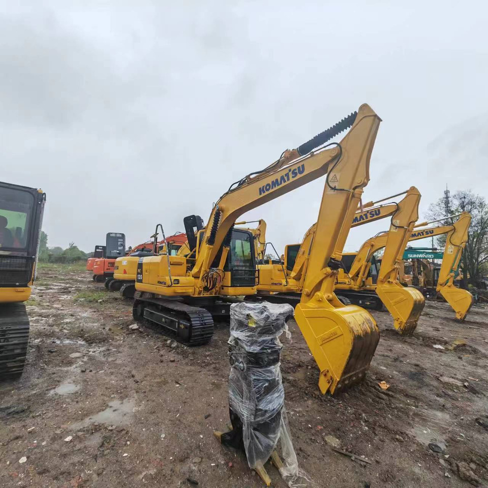 KOMATSU PC120 - Pásové rýpadlo: obrázok 2 KOMATSU PC120 - Pásové rýpadlo: obrázok 2