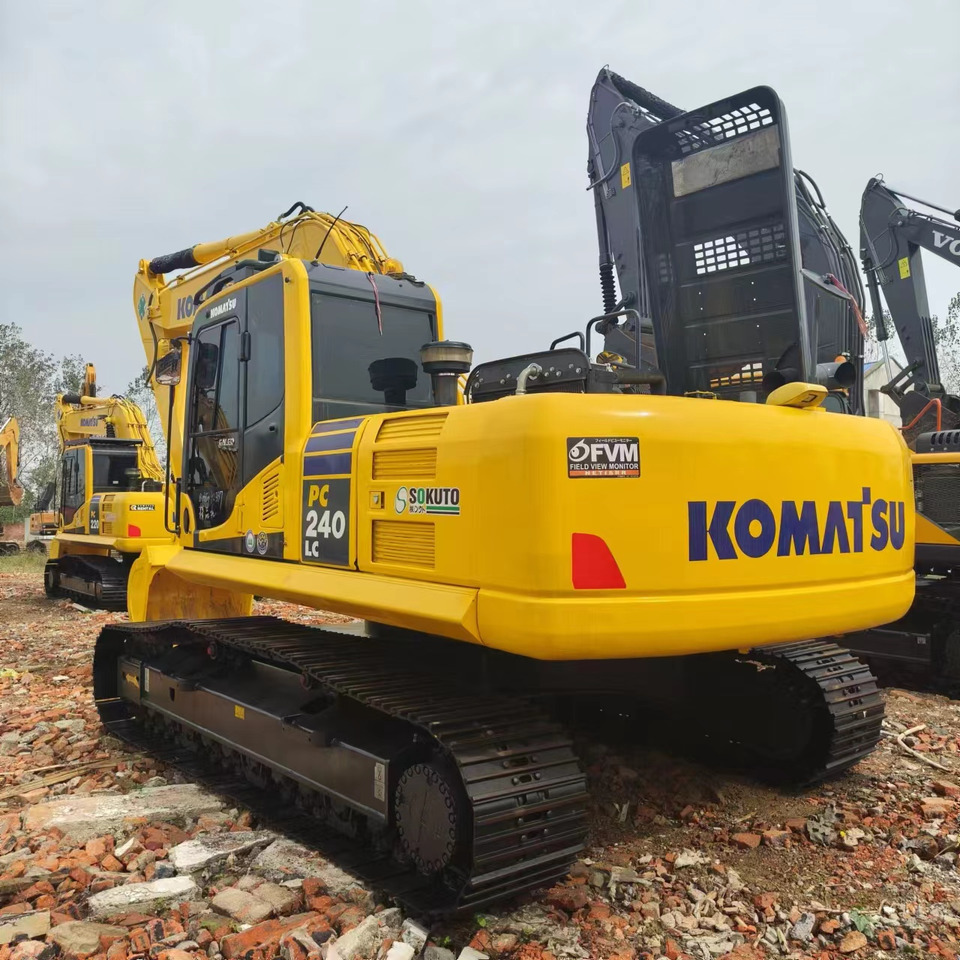 KOMATSU PC240LC - Pásové rýpadlo: obrázok 2 KOMATSU PC240LC - Pásové rýpadlo: obrázok 2