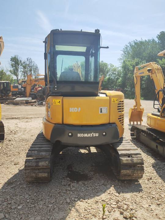 KOMATSU PC40 - Mini rýpadlo: obrázok 2 KOMATSU PC40 - Mini rýpadlo: obrázok 2