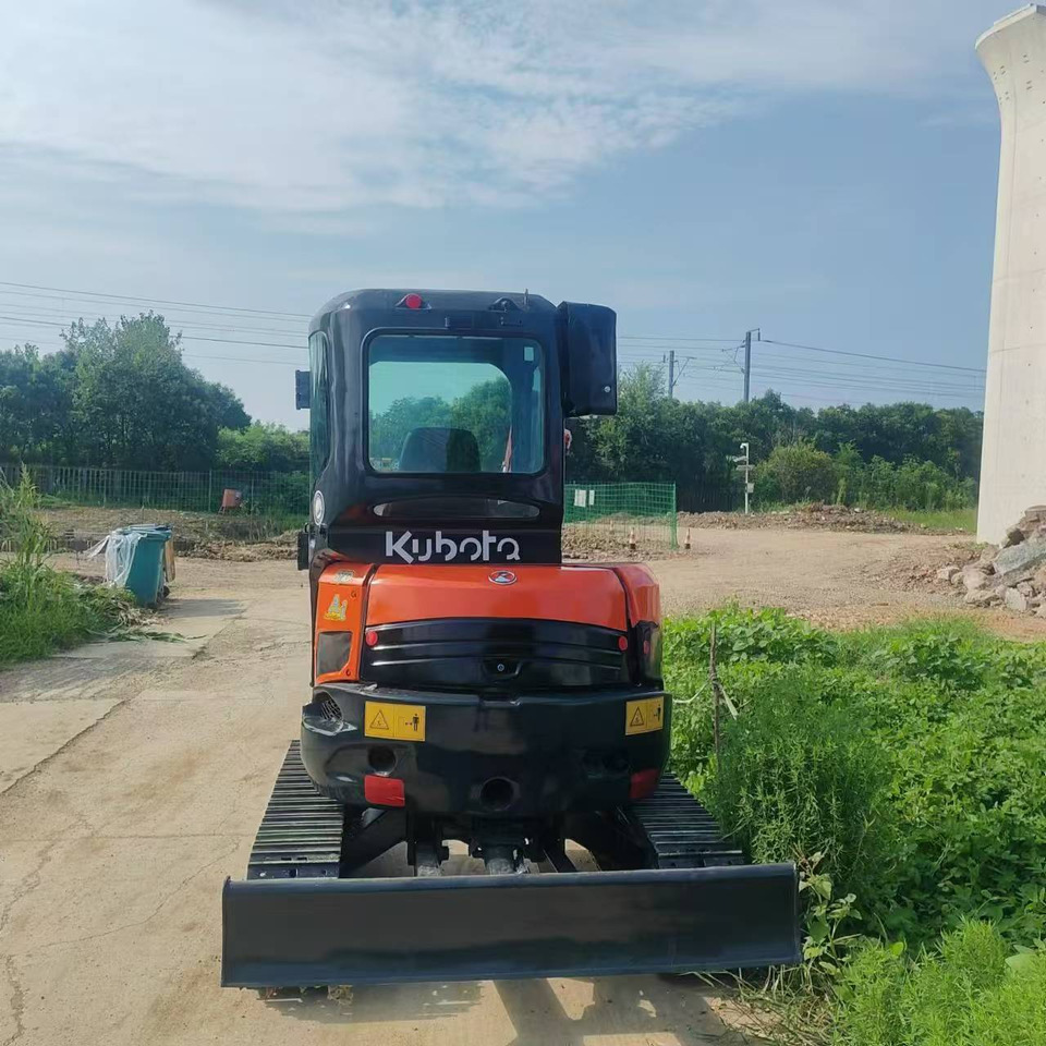 KUBOTA U35 - Mini rýpadlo: obrázok 5 KUBOTA U35 - Mini rýpadlo: obrázok 5
