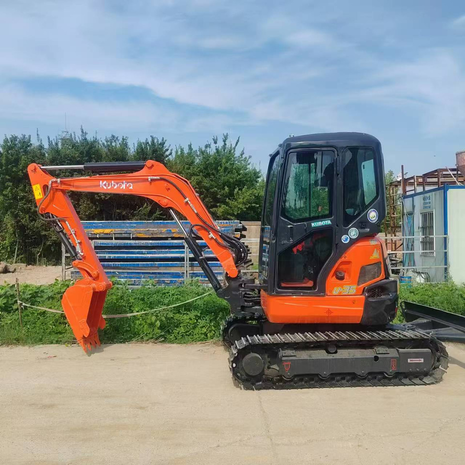 KUBOTA U35 - Mini rýpadlo: obrázok 1 KUBOTA U35 - Mini rýpadlo: obrázok 1