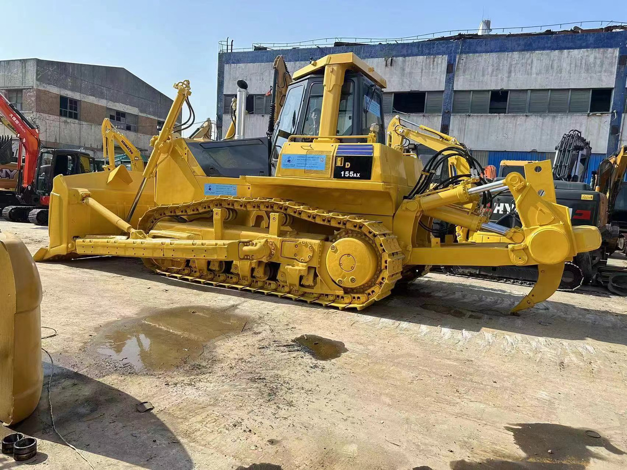 Komatsu D155A-6 - Buldozér: obrázok 2 Komatsu D155A-6 - Buldozér: obrázok 2