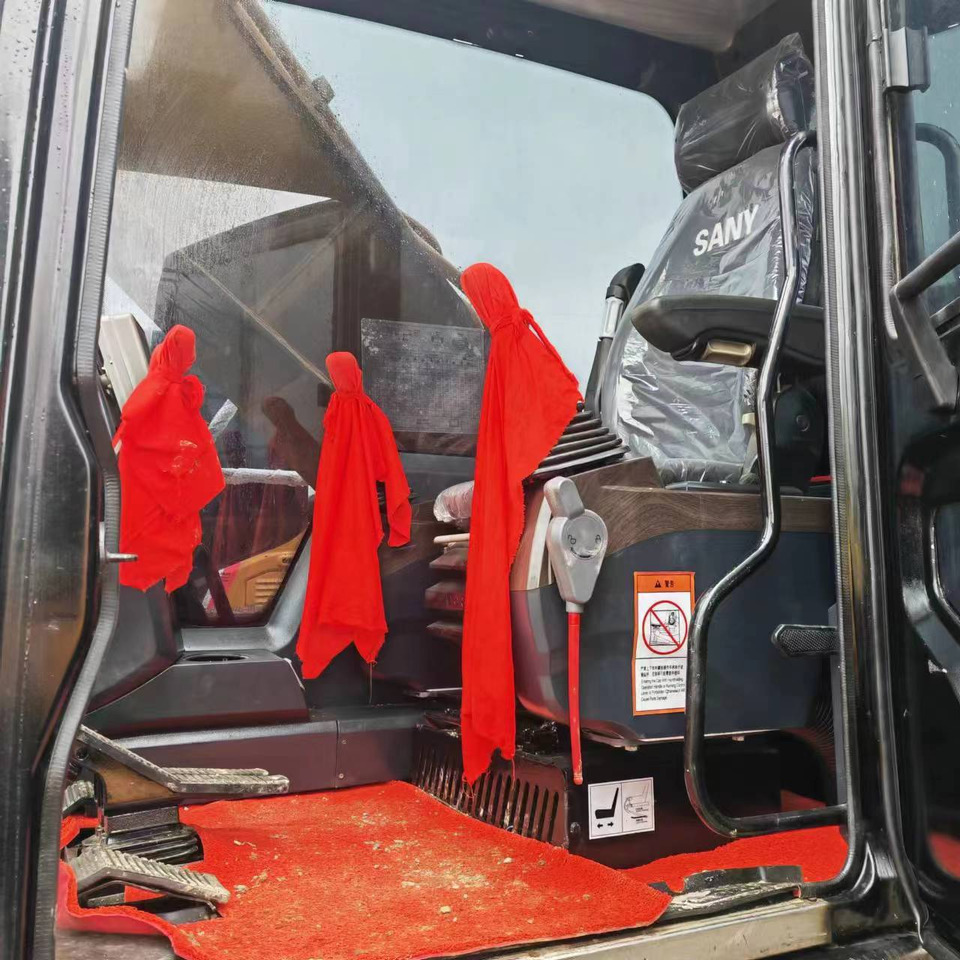 Pásové rýpadlo SANY SY215C: obrázok 10