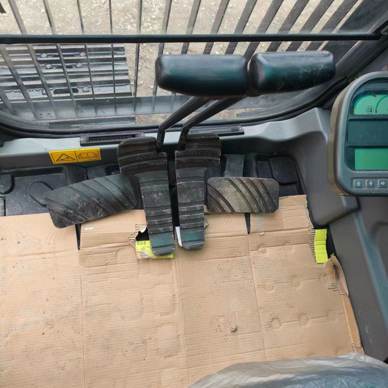 Pásové rýpadlo VOLVO EC300: obrázok 10 Pásové rýpadlo VOLVO EC300: obrázok 10