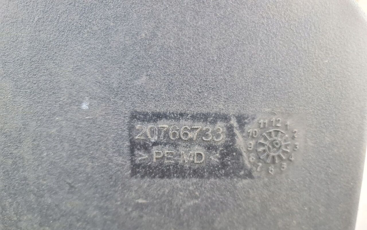 207667733 Volvo FL FE - Nádrž na AdBlue pre Nákladné auto: obrázok 3 207667733 Volvo FL FE - Nádrž na AdBlue pre Nákladné auto: obrázok 3