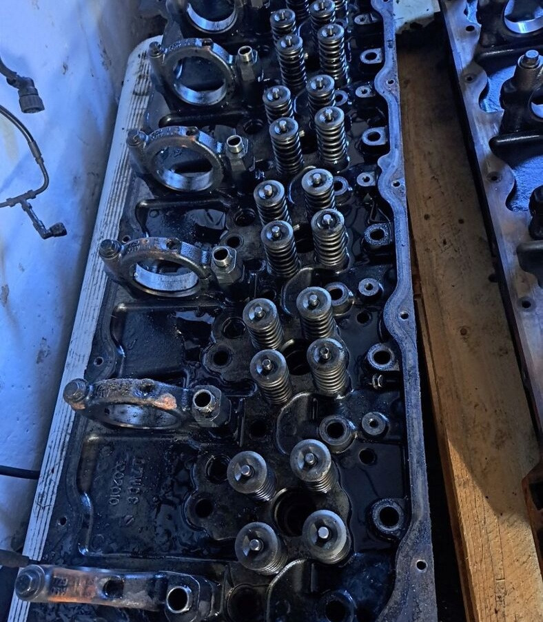 RENAULT GŁOWICA SILNIKA RENAULT PREMIUM KERAX LANDER DXI 11 440 430 450 460 - Hlava valcov pre Nákladné auto: obrázok 1 RENAULT GŁOWICA SILNIKA RENAULT PREMIUM KERAX LANDER DXI 11 440 430 450 460 - Hlava valcov pre Nákladné auto: obrázok 1