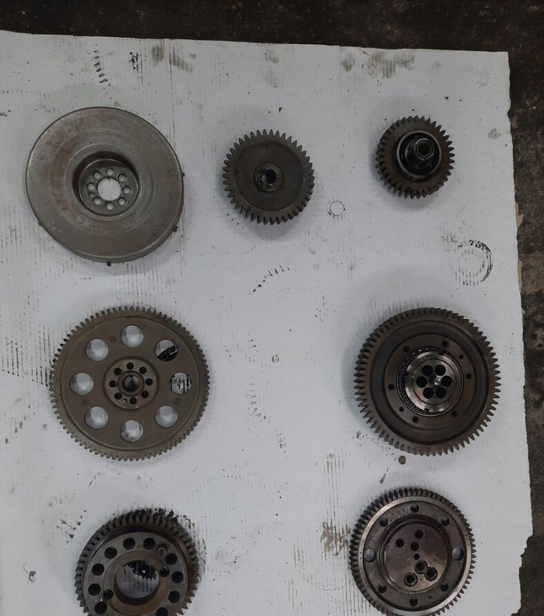 ROZRZĄD KOMPLETNY RENAULT PREMIUM DXI VOLVO FM 9 - Vačkový hriadeľ pre Nákladné auto: obrázok 1 ROZRZĄD KOMPLETNY RENAULT PREMIUM DXI VOLVO FM 9 - Vačkový hriadeľ pre Nákladné auto: obrázok 1