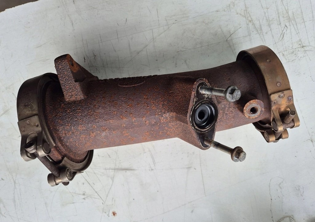 RURA WYDECHOWA TURBINY ŁĄCZNIK FORD F-MAX TRUCKS EURO 6 GC46-6L656-AD - Výfukové potrubie: obrázok 2 RURA WYDECHOWA TURBINY ŁĄCZNIK FORD F-MAX TRUCKS EURO 6 GC46-6L656-AD - Výfukové potrubie: obrázok 2