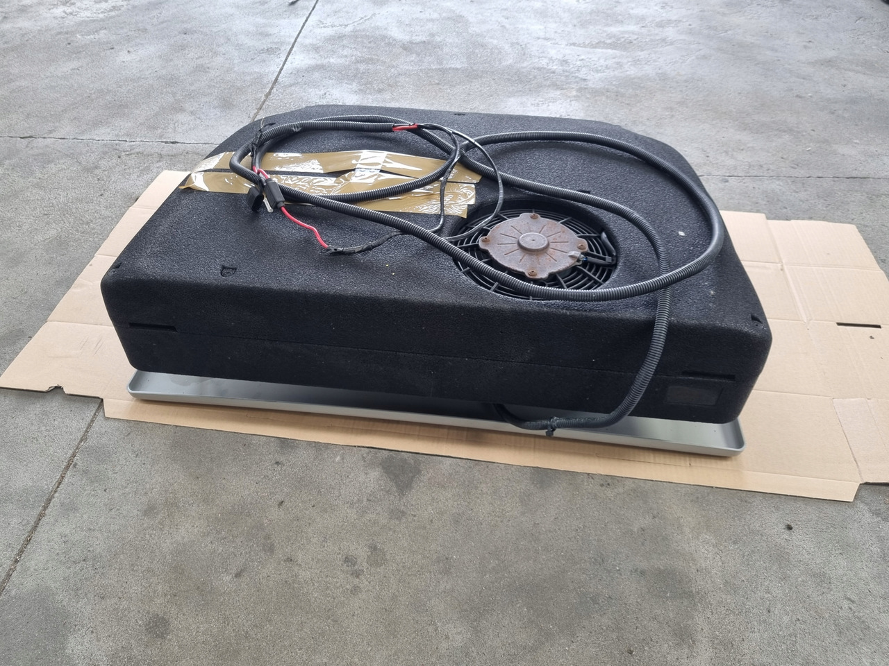 VIESA KLIMATYZACJA POSTOJOWA VIESA FORD F MAX 500 - Kúrenie/ Vetranie pre Nákladné auto: obrázok 3 VIESA KLIMATYZACJA POSTOJOWA VIESA FORD F MAX 500 - Kúrenie/ Vetranie pre Nákladné auto: obrázok 3