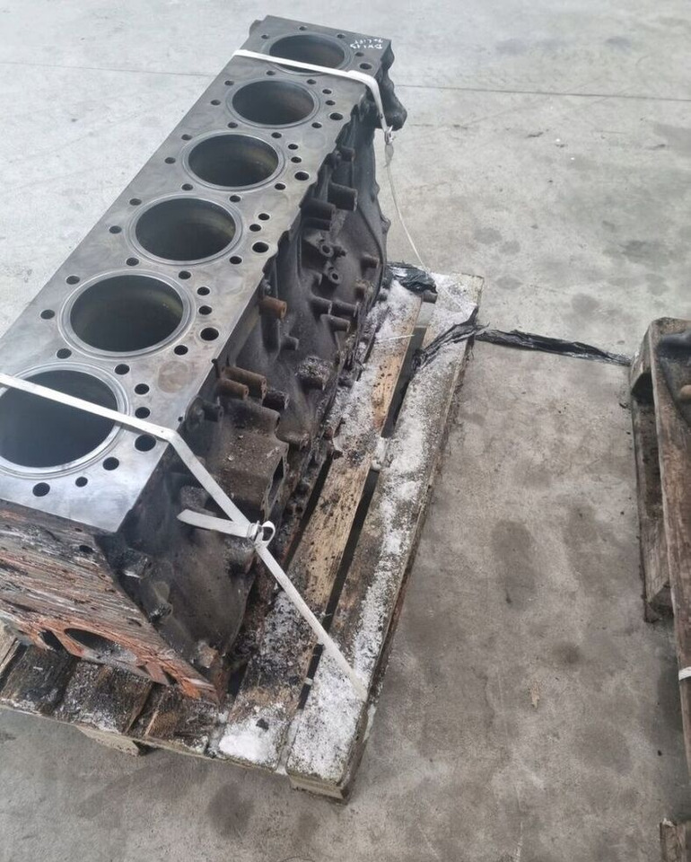 VOLVO BLOK SILNIKA SŁUPEK WAŁ RENAULT MAGNUM DXI 13 VOLVO FH FM 460 500 - Blok valcov pre Nákladné auto: obrázok 1 VOLVO BLOK SILNIKA SŁUPEK WAŁ RENAULT MAGNUM DXI 13 VOLVO FH FM 460 500 - Blok valcov pre Nákladné auto: obrázok 1