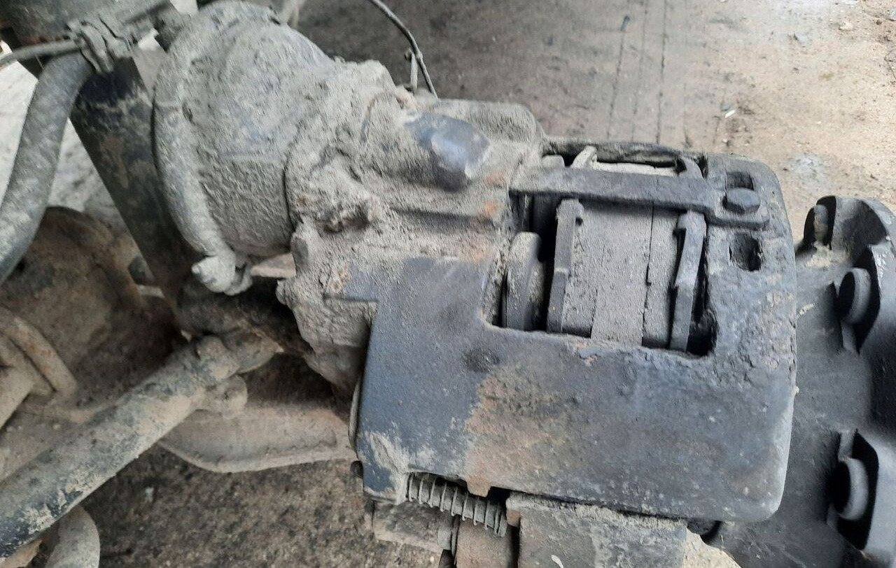 VOLVO FL 6 00-06 R 17.5 8 SZPILEK - Brzdový strmeň pre Nákladné auto: obrázok 3 VOLVO FL 6 00-06 R 17.5 8 SZPILEK - Brzdový strmeň pre Nákladné auto: obrázok 3