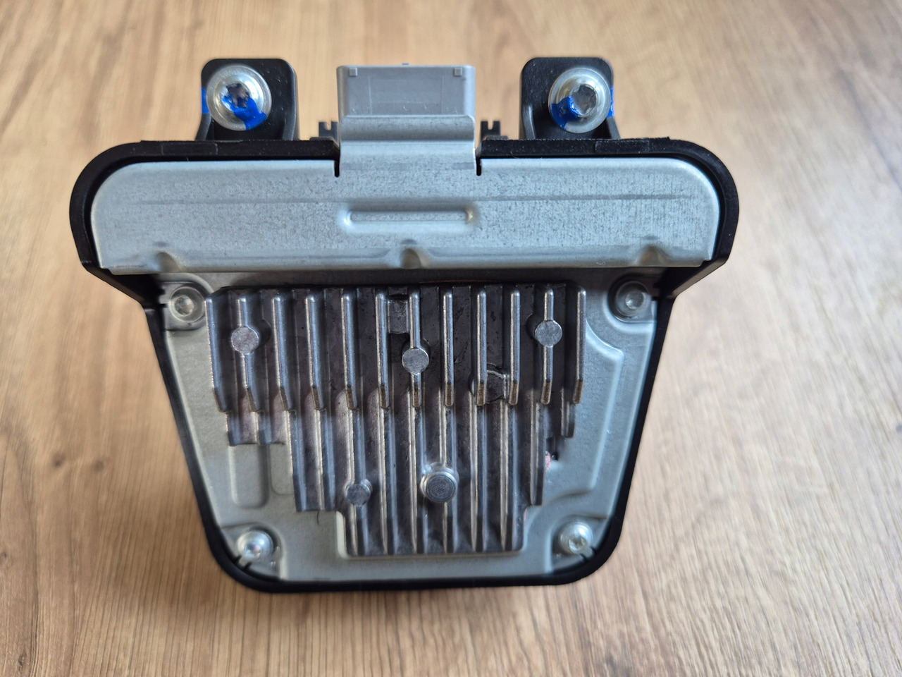 VOLVO KAMERA PASA RUCHU PRZEDNIA RADAR RENAULT GAMA T C K D VOLVO FH 4 FM 4 FH 5 - Senzor pre Nákladné auto: obrázok 4 VOLVO KAMERA PASA RUCHU PRZEDNIA RADAR RENAULT GAMA T C K D VOLVO FH 4 FM 4 FH 5 - Senzor pre Nákladné auto: obrázok 4