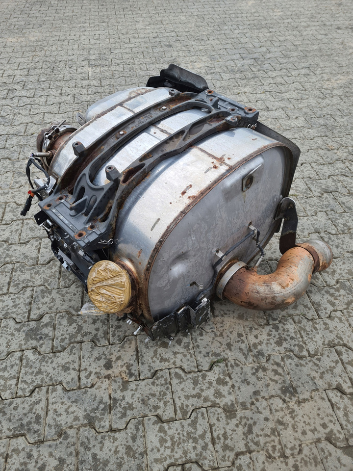 VOLVO KATALIZATOR TŁUMIK DPF FILTR KOMPLETNY VOLVO FH 4 FM 4 RENAULT GAMA T RANGE - Katalyzátor: obrázok 4 VOLVO KATALIZATOR TŁUMIK DPF FILTR KOMPLETNY VOLVO FH 4 FM 4 RENAULT GAMA T RANGE - Katalyzátor: obrázok 4