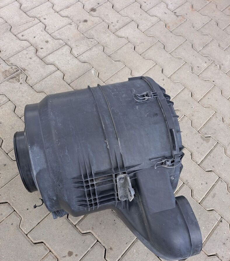 VOLVO OBUDOWA FILTRA POWIETRZA VOLVO FH FM 4 13 LIFT RENAULT GAMA T - Vzduchový filter pre Nákladné auto: obrázok 1 VOLVO OBUDOWA FILTRA POWIETRZA VOLVO FH FM 4 13 LIFT RENAULT GAMA T - Vzduchový filter pre Nákladné auto: obrázok 1