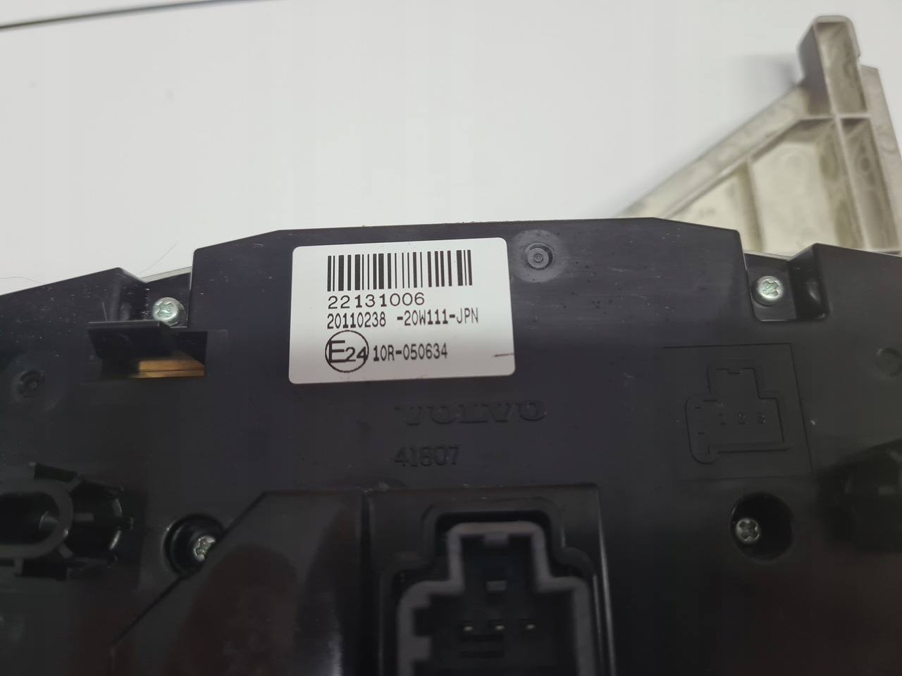 VOLVO PANEL NAWIEWU OGRZEWANIA KLIMATYZACJI VOLVO FH 4 - Kúrenie/ Vetranie pre Nákladné auto: obrázok 4 VOLVO PANEL NAWIEWU OGRZEWANIA KLIMATYZACJI VOLVO FH 4 - Kúrenie/ Vetranie pre Nákladné auto: obrázok 4