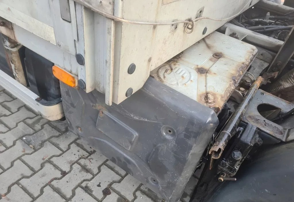 VOLVO TŁUMIK KOMPLETNY RENAULT GAMA D WIDE VOLVO FL FE D5K D8K EURO 6 - Katalyzátor: obrázok 1 VOLVO TŁUMIK KOMPLETNY RENAULT GAMA D WIDE VOLVO FL FE D5K D8K EURO 6 - Katalyzátor: obrázok 1