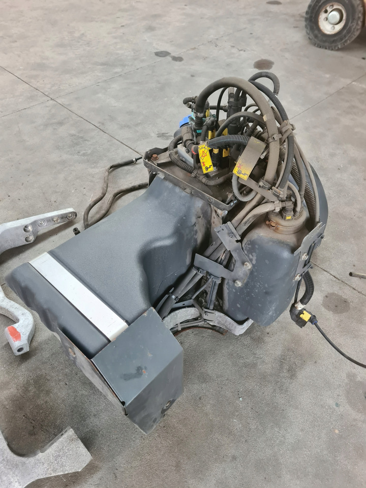 VOLVO ZBIORNIK POMPA WIĄZKA ADBLUE KOMPLET RENAULT GAMA T VOLVO FH 4 FM 4 - Nádrž na AdBlue: obrázok 5 VOLVO ZBIORNIK POMPA WIĄZKA ADBLUE KOMPLET RENAULT GAMA T VOLVO FH 4 FM 4 - Nádrž na AdBlue: obrázok 5