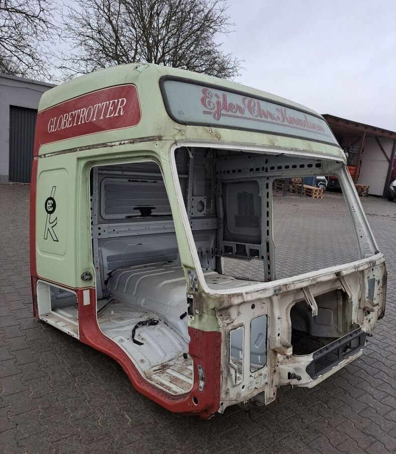 Volvo FM 4 - Kabína pre Nákladné auto: obrázok 1 Volvo FM 4 - Kabína pre Nákladné auto: obrázok 1