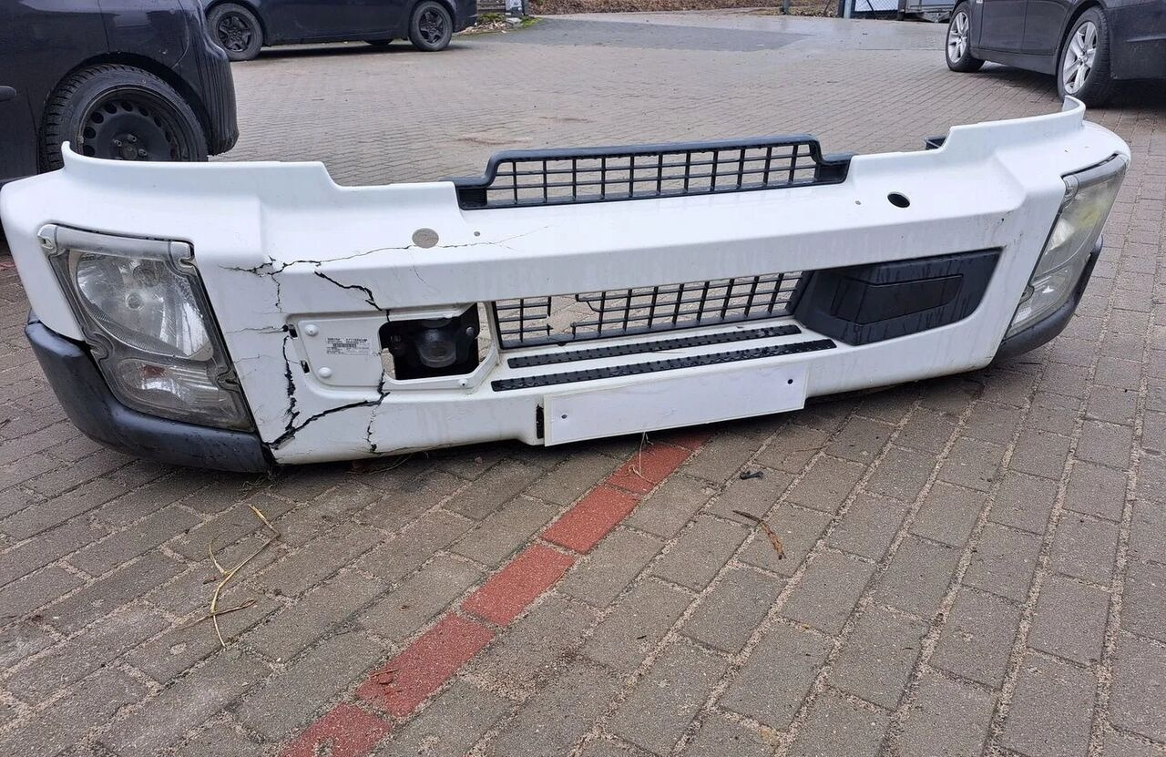 Volvo KOMPLETNY Z LAMPAMI BELKA STOPNIE FL EURO 5 Volvo - Nárazník pre Nákladné auto: obrázok 1 Volvo KOMPLETNY Z LAMPAMI BELKA STOPNIE FL EURO 5 Volvo - Nárazník pre Nákladné auto: obrázok 1