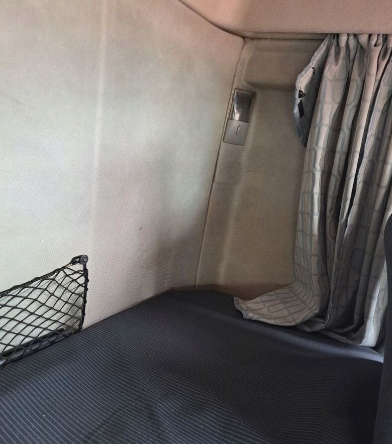 Volvo ŁÓŻKO DOLNE MATERAC STELAŻ VOLVO FE KOMPLETNE - Sedadlo pre Nákladné auto: obrázok 4 Volvo ŁÓŻKO DOLNE MATERAC STELAŻ VOLVO FE KOMPLETNE - Sedadlo pre Nákladné auto: obrázok 4