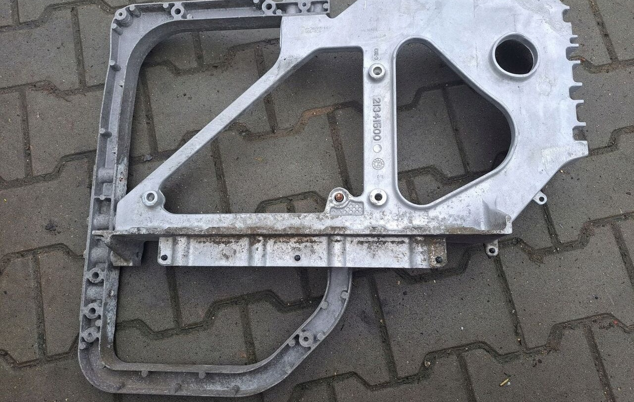 Volvo MOCOWANIE WSPORNIK BŁOTNIKA SKRZYNKI AKUMULATORÓW FH 4 REN - Blatník pre Nákladné auto: obrázok 1 Volvo MOCOWANIE WSPORNIK BŁOTNIKA SKRZYNKI AKUMULATORÓW FH 4 REN - Blatník pre Nákladné auto: obrázok 1