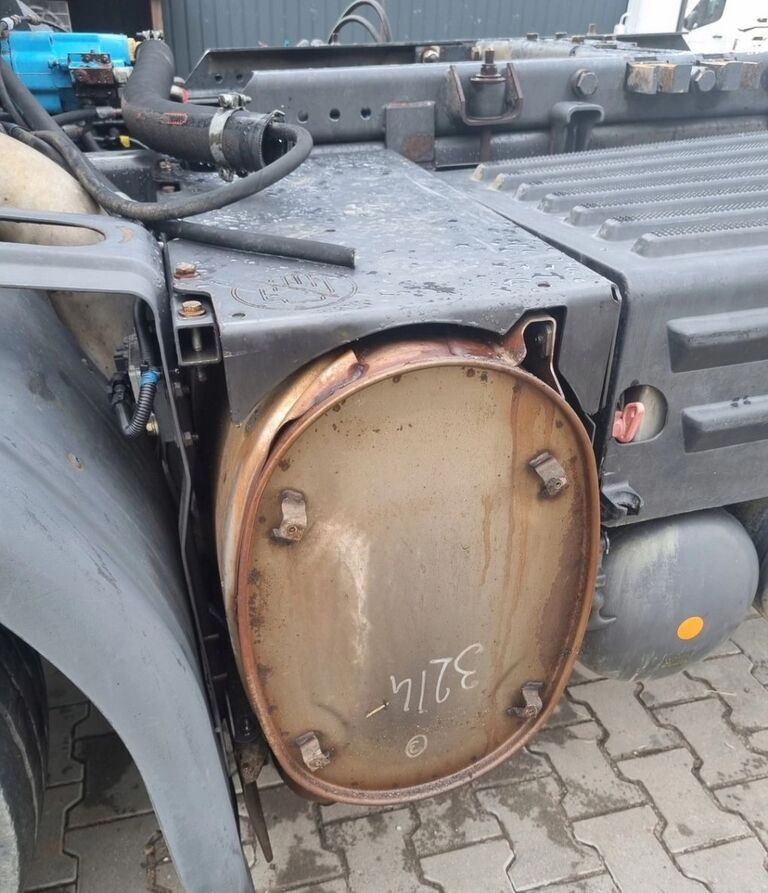 Volvo TŁUMIK FE RENAULT PREMIUM DXI D7 EUV Volvo Volvo OE - Katalyzátor pre Nákladné auto: obrázok 1 Volvo TŁUMIK FE RENAULT PREMIUM DXI D7 EUV Volvo Volvo OE - Katalyzátor pre Nákladné auto: obrázok 1