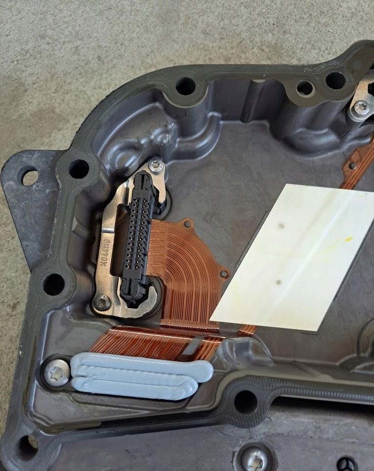 Prevodovka a diely pre Nákladné auto ZF ELEKTRONIKA WYBIERAKA SKRZYNI BIEGÓW ZF TRAXON 12TX2620 TD 0501337233 21034134 K023088: obrázok 6 Prevodovka a diely pre Nákladné auto ZF ELEKTRONIKA WYBIERAKA SKRZYNI BIEGÓW ZF TRAXON 12TX2620 TD 0501337233 21034134 K023088: obrázok 6