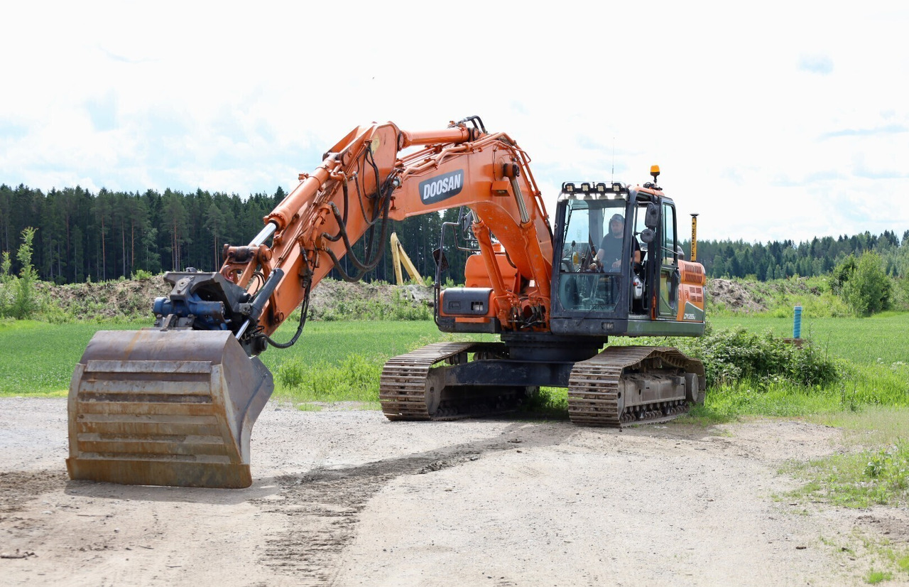 Doosan DX255 LC - 3 - Pásové rýpadlo: obrázok 2 Doosan DX255 LC - 3 - Pásové rýpadlo: obrázok 2