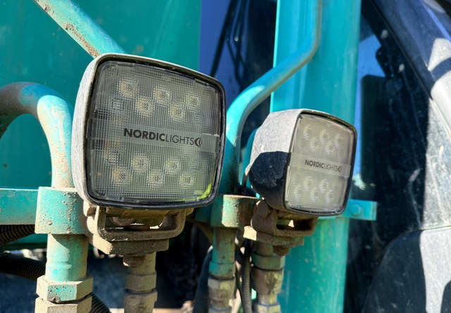 KobelcoSK300 LC-11 - Pásové rýpadlo: obrázok 5 KobelcoSK300 LC-11 - Pásové rýpadlo: obrázok 5