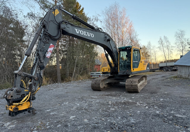 VolvoEC210 BLC - Pásové rýpadlo: obrázok 2 VolvoEC210 BLC - Pásové rýpadlo: obrázok 2
