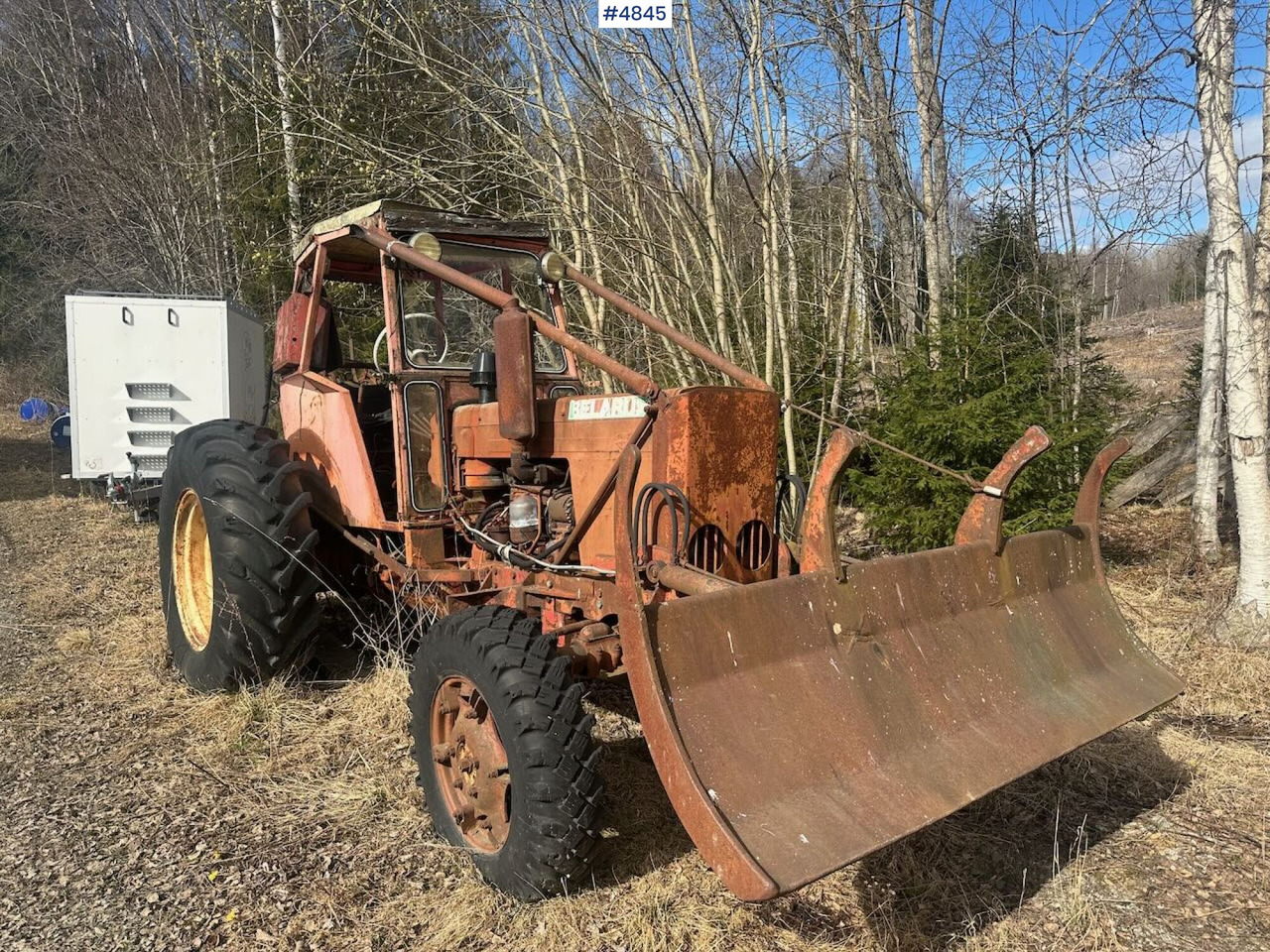 1972 Belarus MTZ 52 super 4x4 forest rig w/ winch. - Traktor: obrázok 1 1972 Belarus MTZ 52 super 4x4 forest rig w/ winch. - Traktor: obrázok 1
