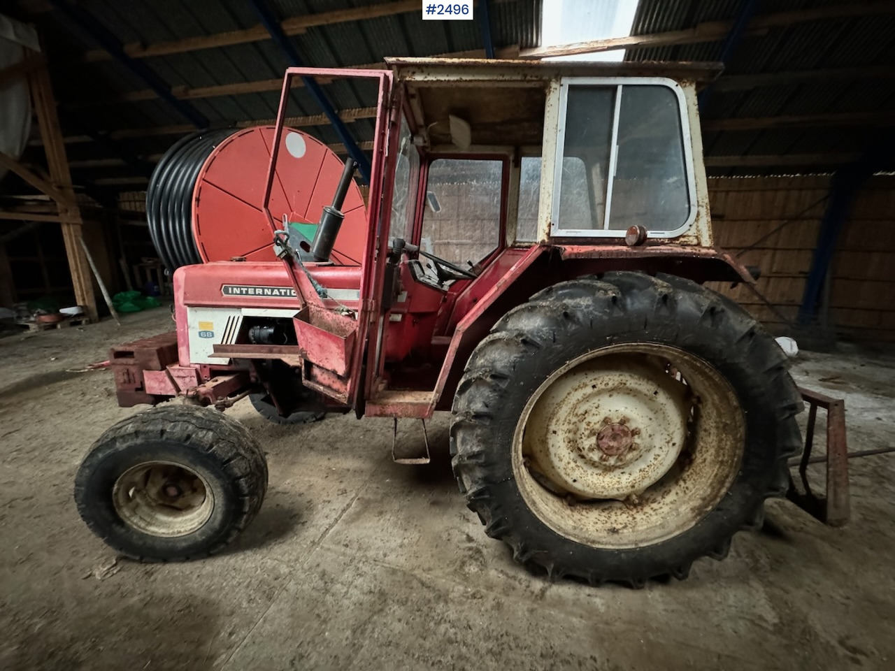 1972 International 574 w/front loader - Traktor: obrázok 3 1972 International 574 w/front loader - Traktor: obrázok 3