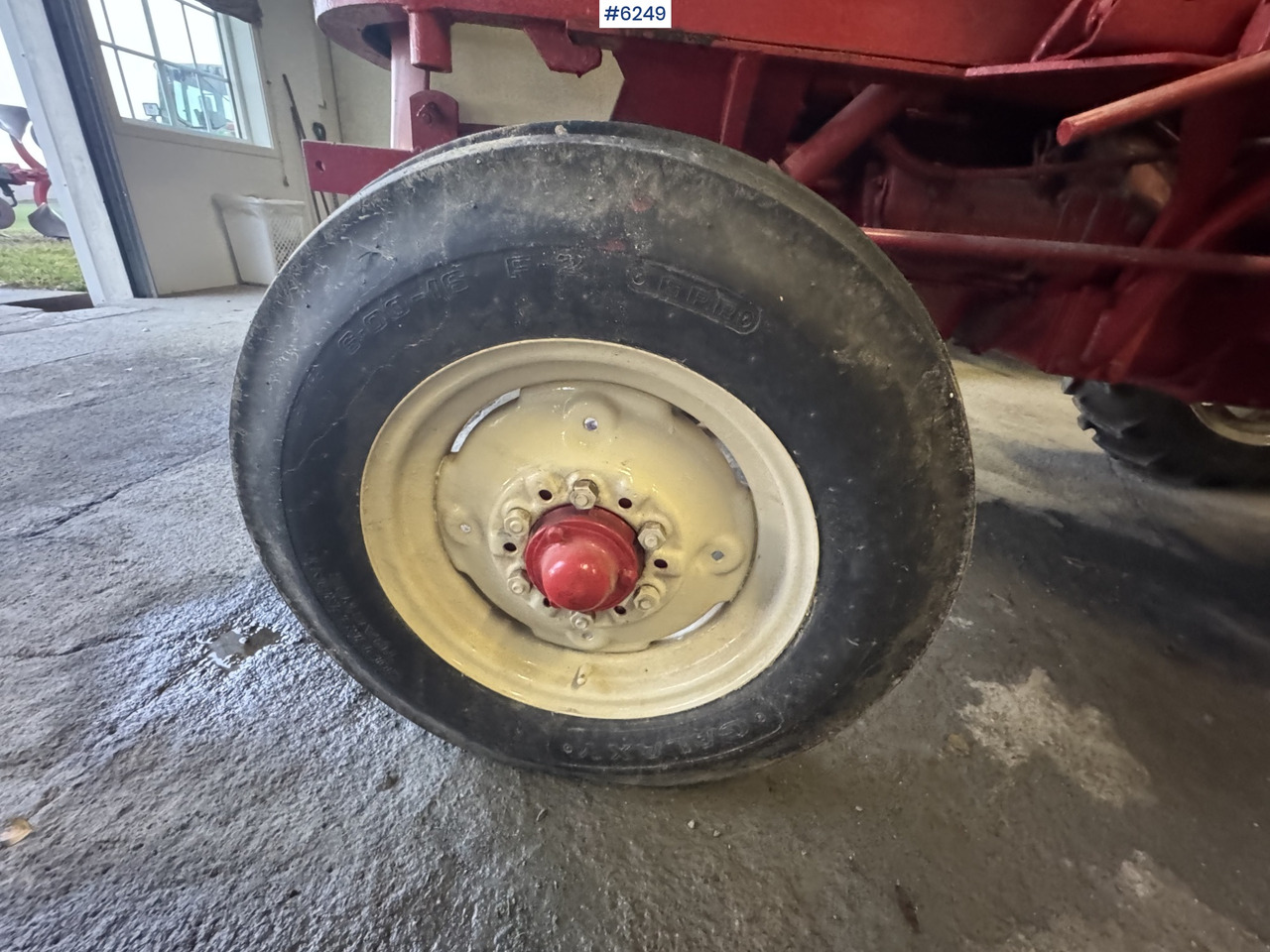 Leasing  1973 International 444 w/ Bjørnerud loader and bucket. WATCH VIDEO 1973 International 444 w/ Bjørnerud loader and bucket. WATCH VIDEO: obrázok 15