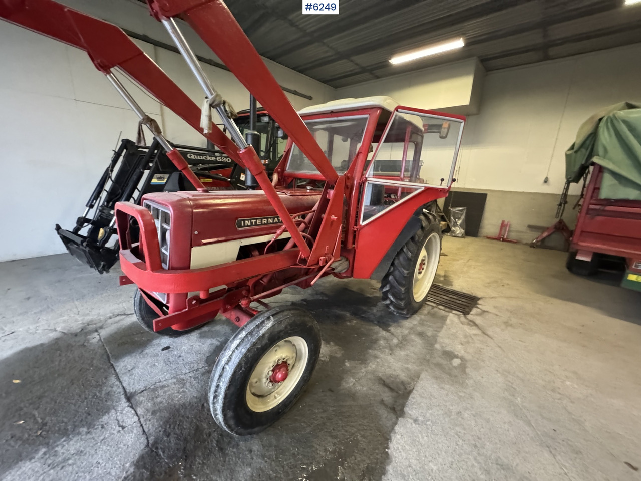 Leasing  1973 International 444 w/ Bjørnerud loader and bucket. WATCH VIDEO 1973 International 444 w/ Bjørnerud loader and bucket. WATCH VIDEO: obrázok 11