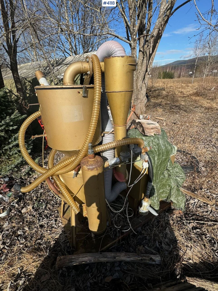 1979 Friedrich Goldmann sandblaster - Vybavenie garáže/ Dielne: obrázok 1 1979 Friedrich Goldmann sandblaster - Vybavenie garáže/ Dielne: obrázok 1