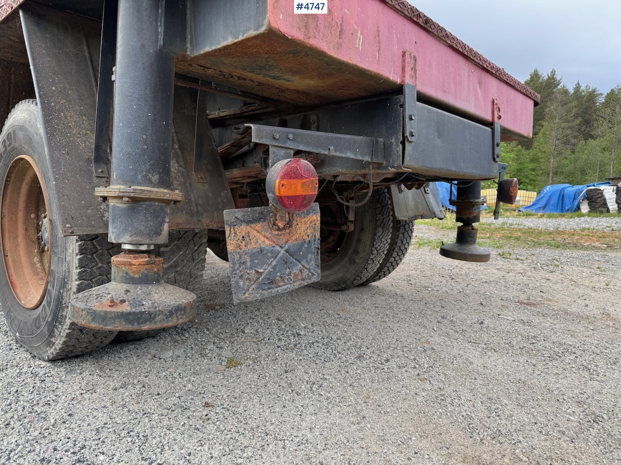 1979 Volvo F 613 w/lift - Automobilová plošina: obrázok 5 1979 Volvo F 613 w/lift - Automobilová plošina: obrázok 5