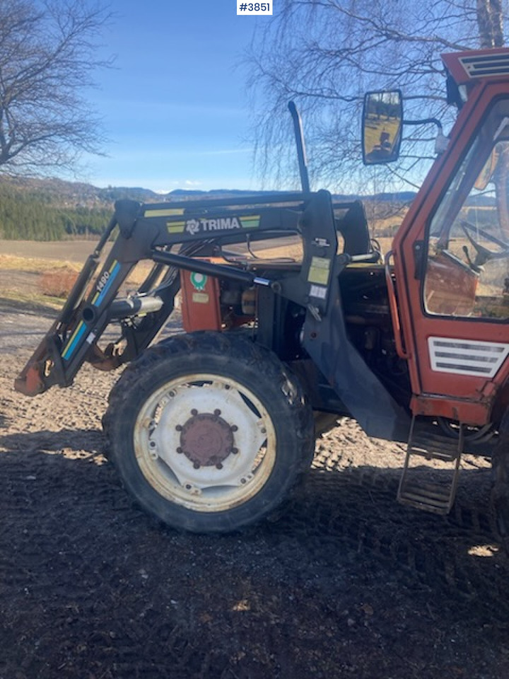 1982 Fiat 780 DT w/ Front loader - Traktor: obrázok 4 1982 Fiat 780 DT w/ Front loader - Traktor: obrázok 4