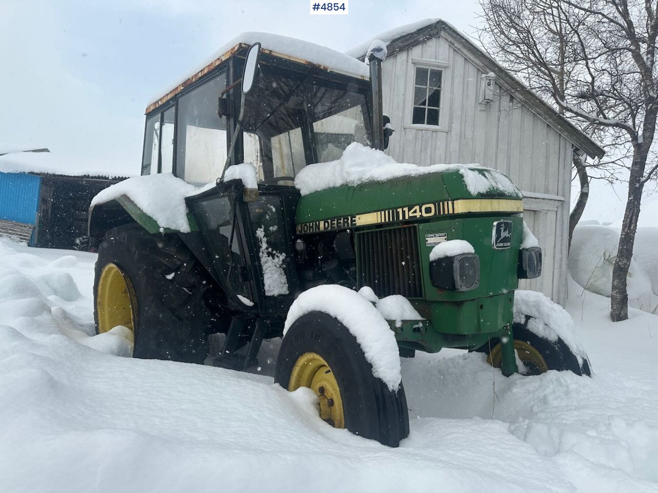 1982 John Deere 1140 tractor - Traktor: obrázok 1 1982 John Deere 1140 tractor - Traktor: obrázok 1