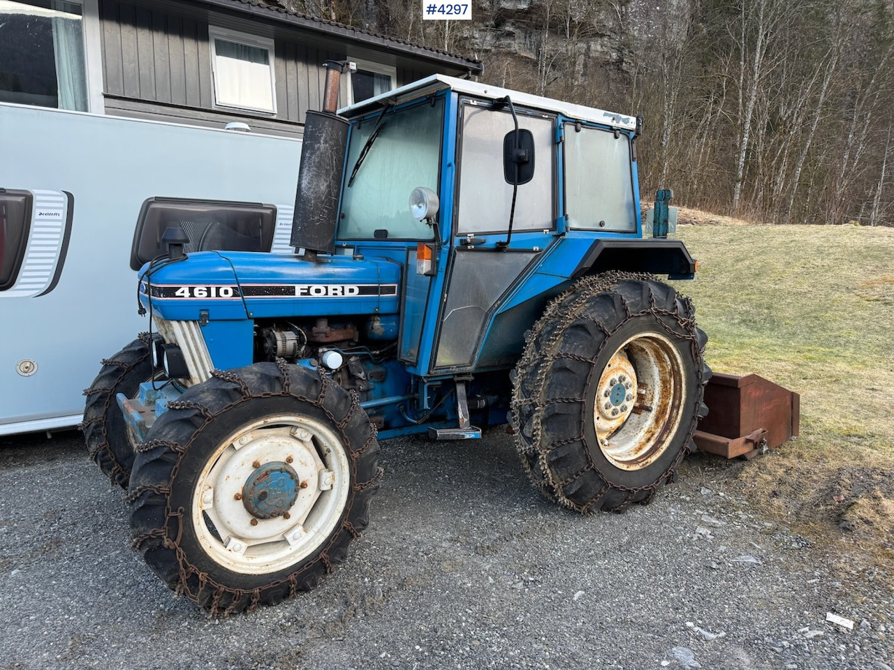 1986 Ford 4610 - Traktor: obrázok 5 1986 Ford 4610 - Traktor: obrázok 5