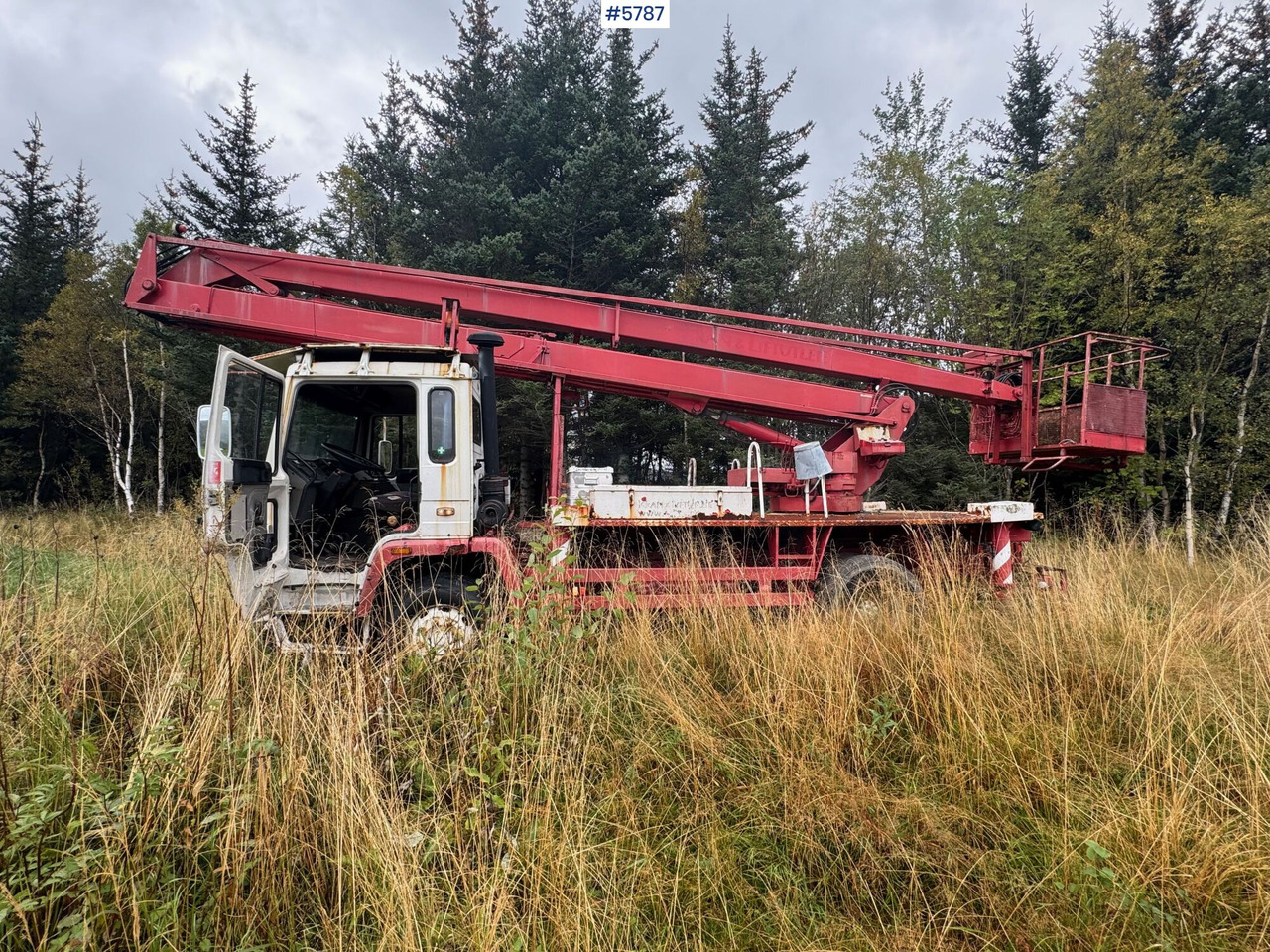 1986 Volvo FL614 with Lift. SEE VIDEO! - Automobilová plošina: obrázok 3 1986 Volvo FL614 with Lift. SEE VIDEO! - Automobilová plošina: obrázok 3