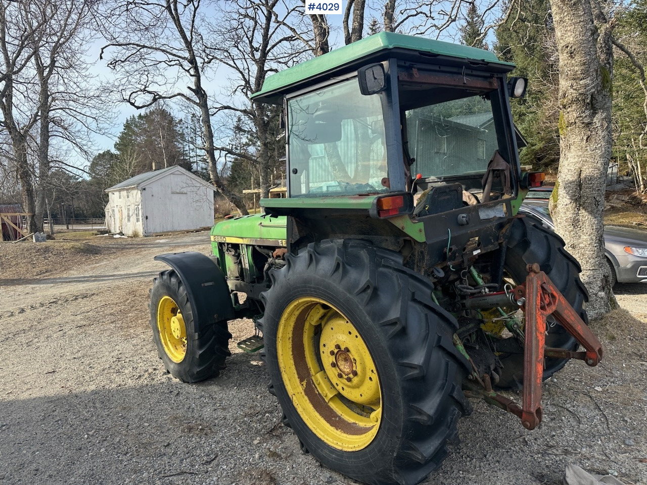 1991 John Deere 2650 Synchron tractor rep.object. - Traktor: obrázok 3 1991 John Deere 2650 Synchron tractor rep.object. - Traktor: obrázok 3