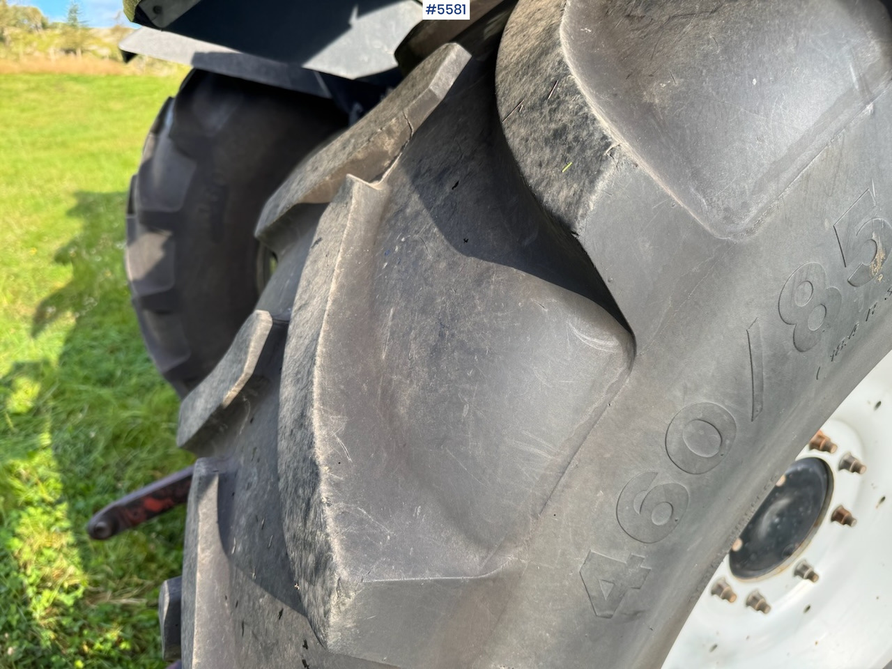 1992 Case IH 845 XL w/ front hydraulics - Traktor: obrázok 5 1992 Case IH 845 XL w/ front hydraulics - Traktor: obrázok 5