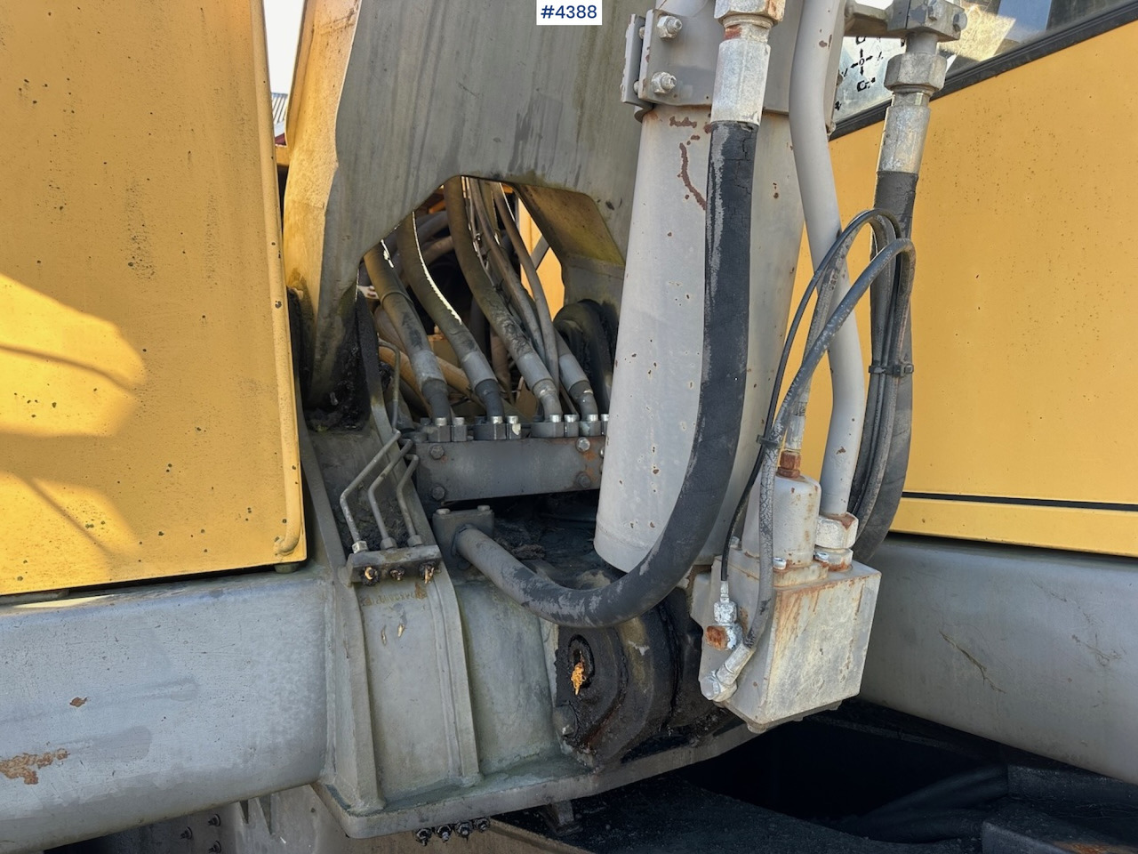 Rýpadlo 1995 Åkermann EW200 Wheel machine w/ grading bucket og tiltrotator. WATCH VIDEO.: obrázok 37