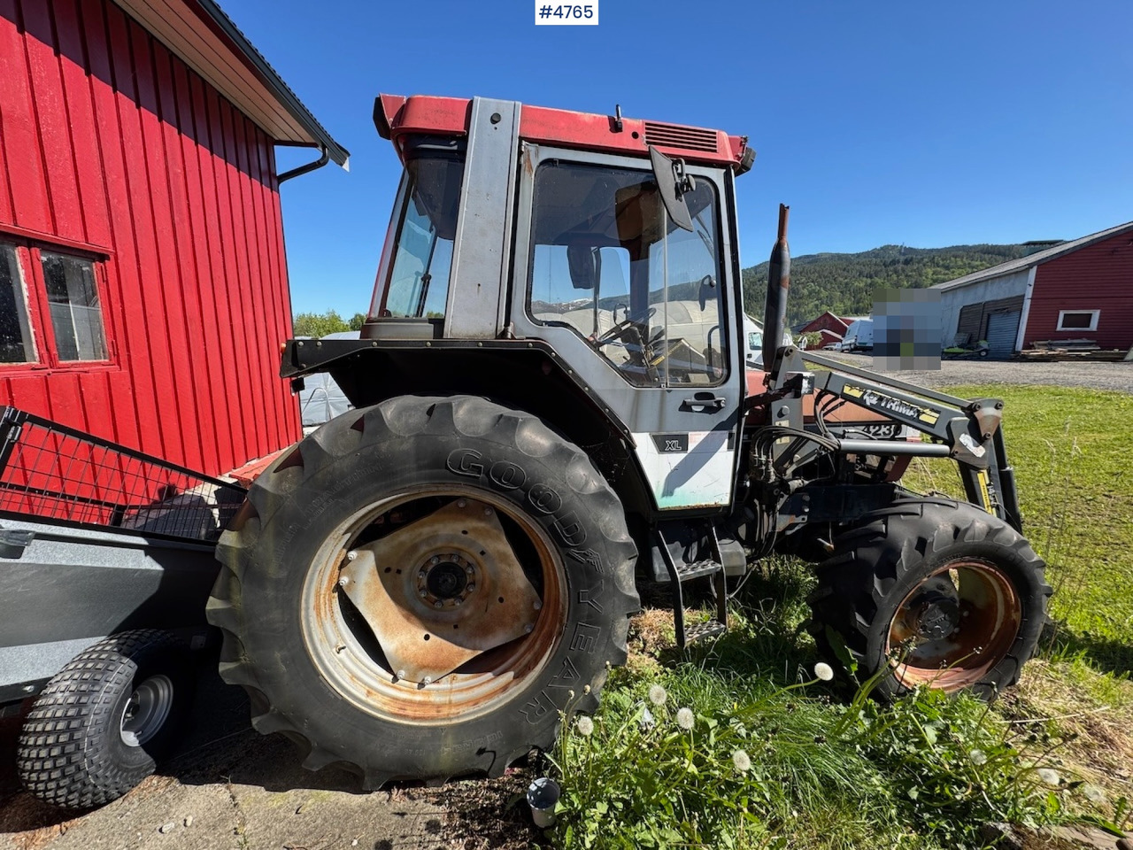 1995 Case International 4230 w/front loader. - Traktor: obrázok 5 1995 Case International 4230 w/front loader. - Traktor: obrázok 5