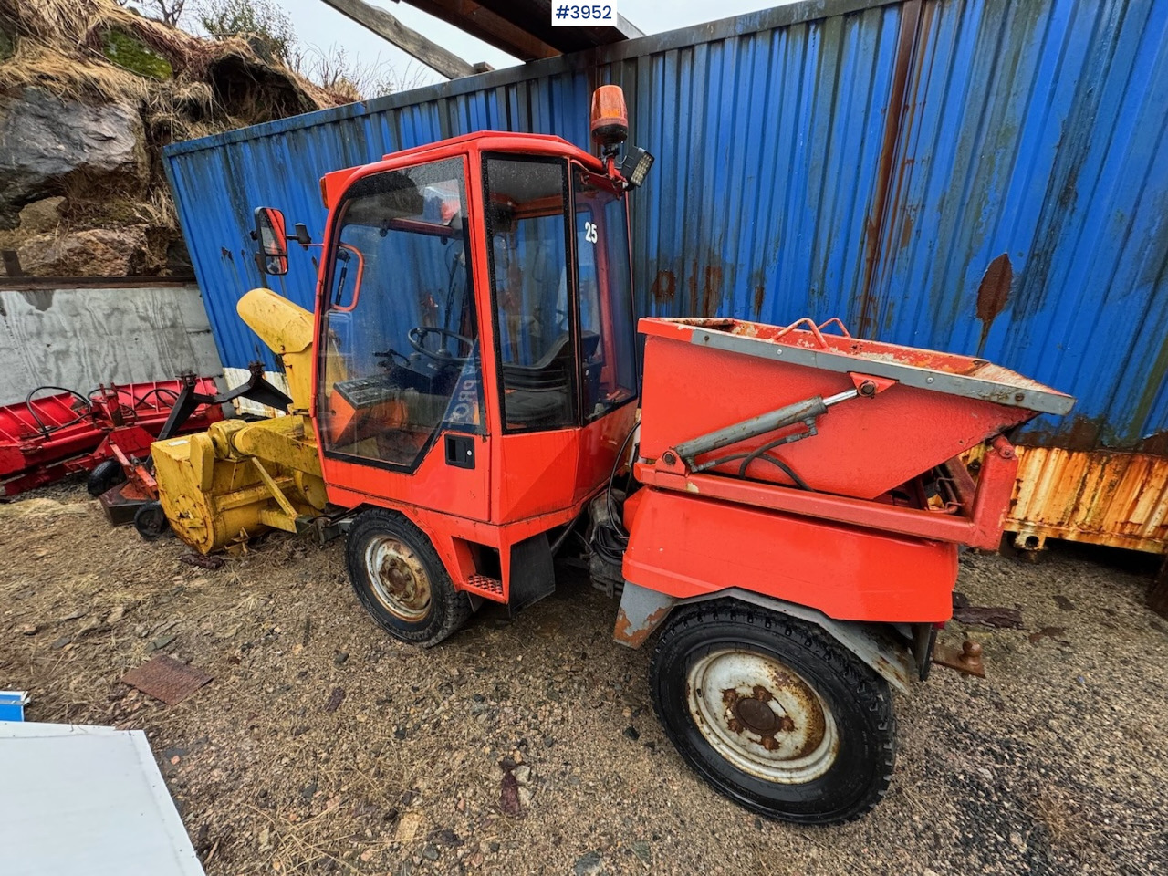 1996 Holder 240 with some equipment - Traktor: obrázok 4 1996 Holder 240 with some equipment - Traktor: obrázok 4