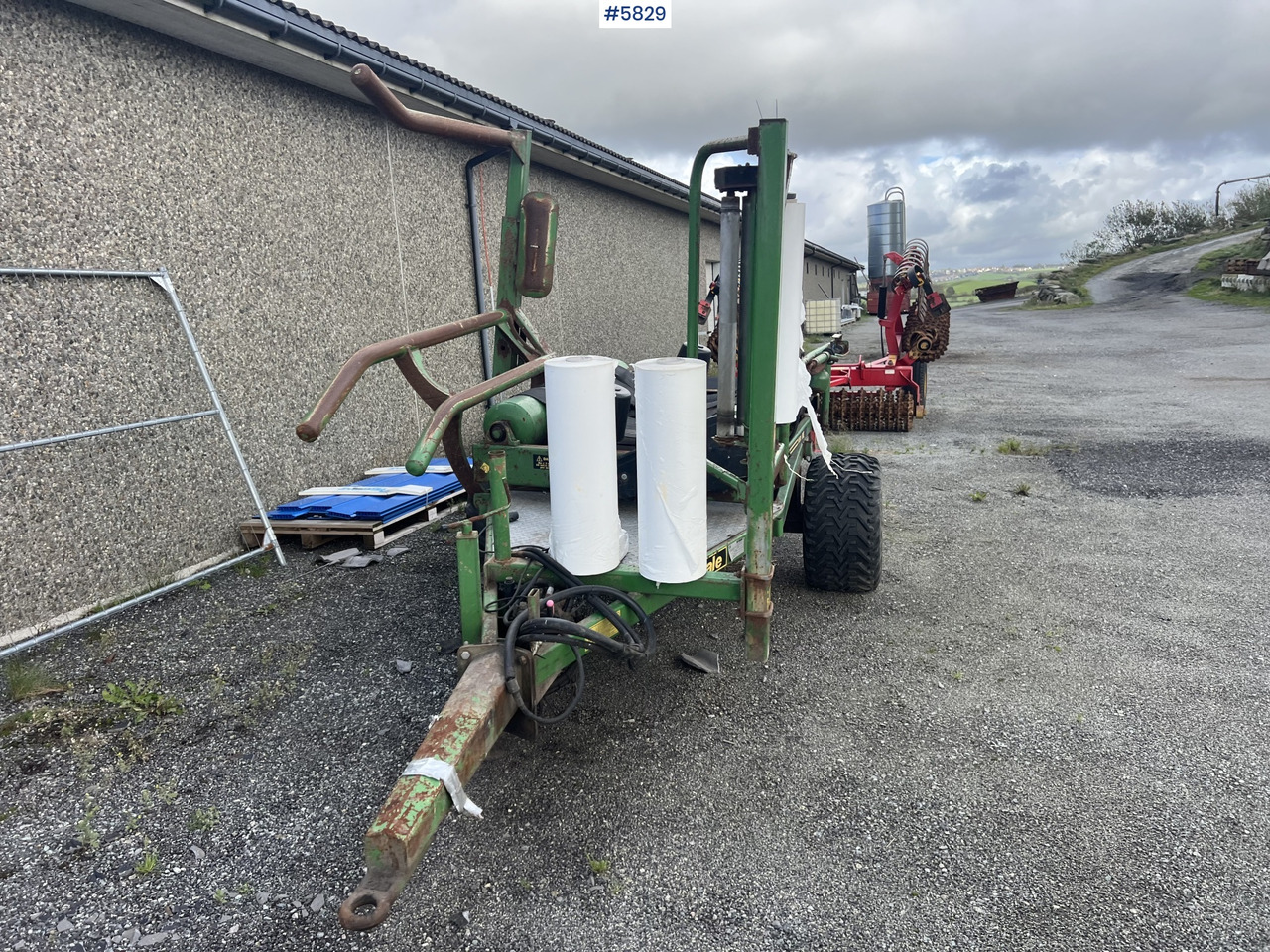 1996 Mchale 991B round bale wrapper - Stroje na zber krmovín: obrázok 4 1996 Mchale 991B round bale wrapper - Stroje na zber krmovín: obrázok 4