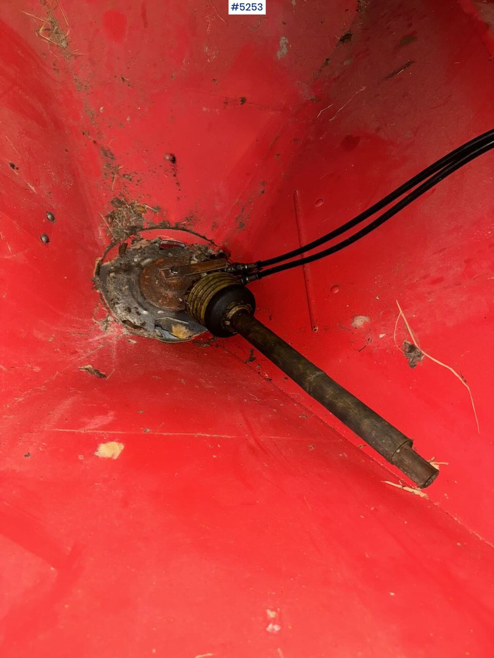 1996 Rauch MDS 701 - Rozmetač hnojiva: obrázok 5 1996 Rauch MDS 701 - Rozmetač hnojiva: obrázok 5